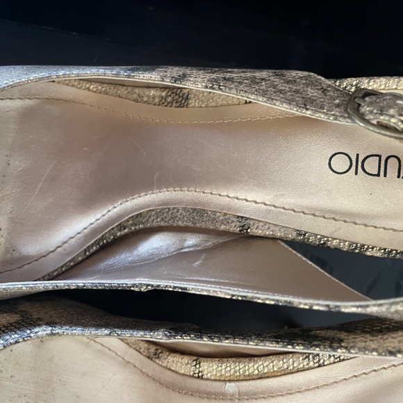 Matching K Studio heels and clutch purse - Picture 2 of 5